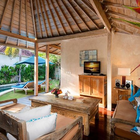 Villa Amsa Seminyak Exterior foto